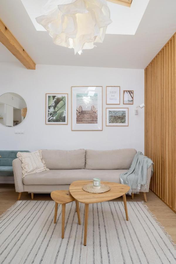 Unique Air-conditioned Dietla Cracow By Renters Apartment *
